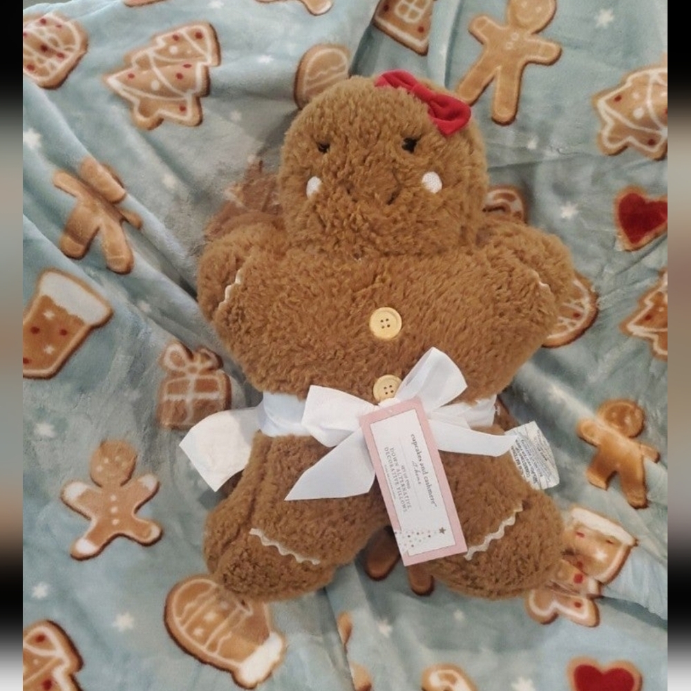 Viral Gingerbread Boy & Girl Pillows-NWT